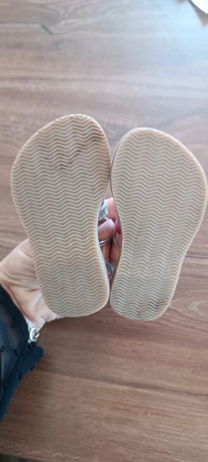 Chaussures sandales - photo numéro 4