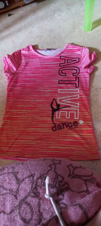 Tee-shirt  bien porté  12 ans