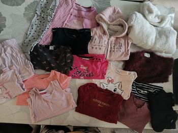 Lot fille 4ans