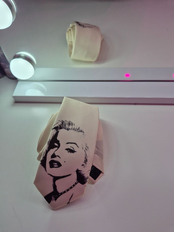 Cravate Marilyn Monroe - photo numéro 6