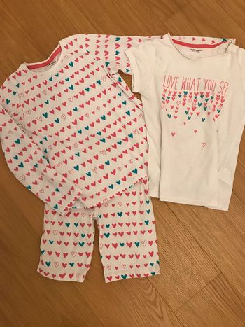 Pyjama léger blanc à coeurs rose et bleu