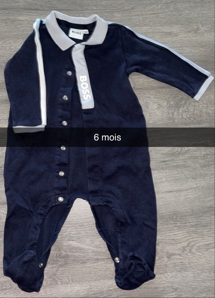 Lots pyjama 6 mois boss - photo numéro 4