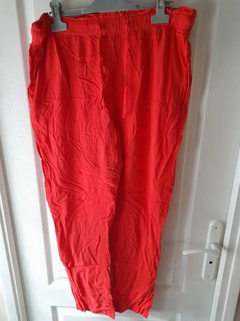 Pantalon fluide rouge 42
