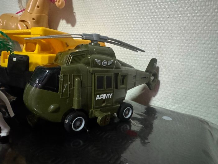 Lots Jouets - photo numéro 2