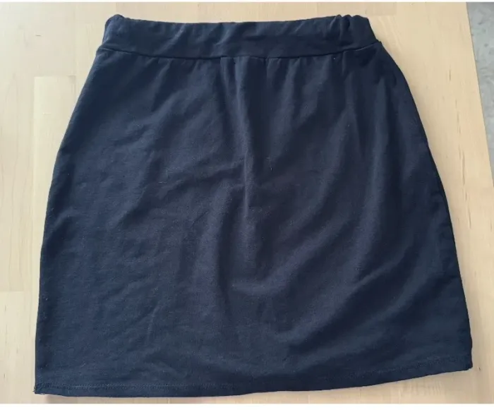 Mini jupe noire cloothes S