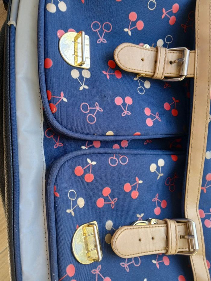 Cartable cerisier - photo numéro 3