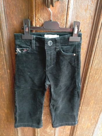 Très beau pantalon Catimini neuf 4 ans
