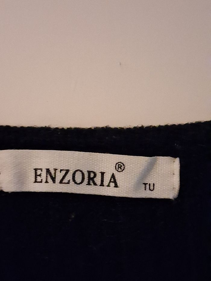 Pull dentelle - photo numéro 4