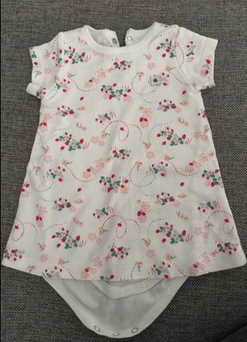 Haut avec dody intégré