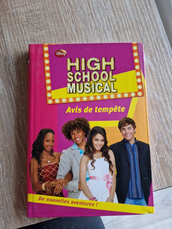 Livre high school musical - photo numéro 8