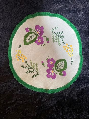 Vintage napperon broderie fleurs