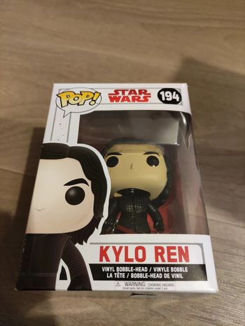 Figurine Pop Star Wars Kylo Ren 194