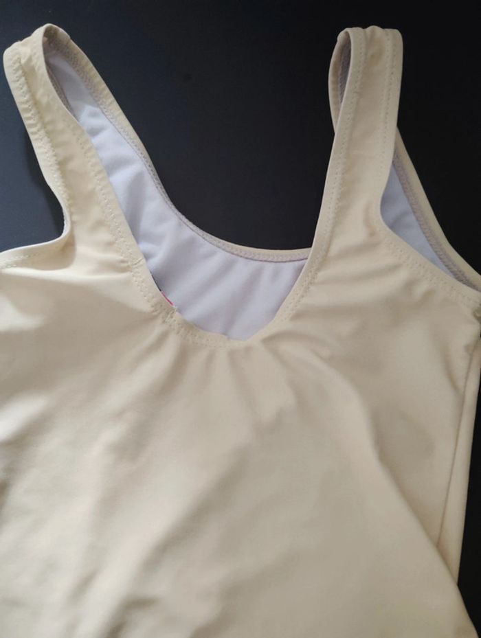 Maillot de bain une pièce taille 5 ans - photo numéro 6