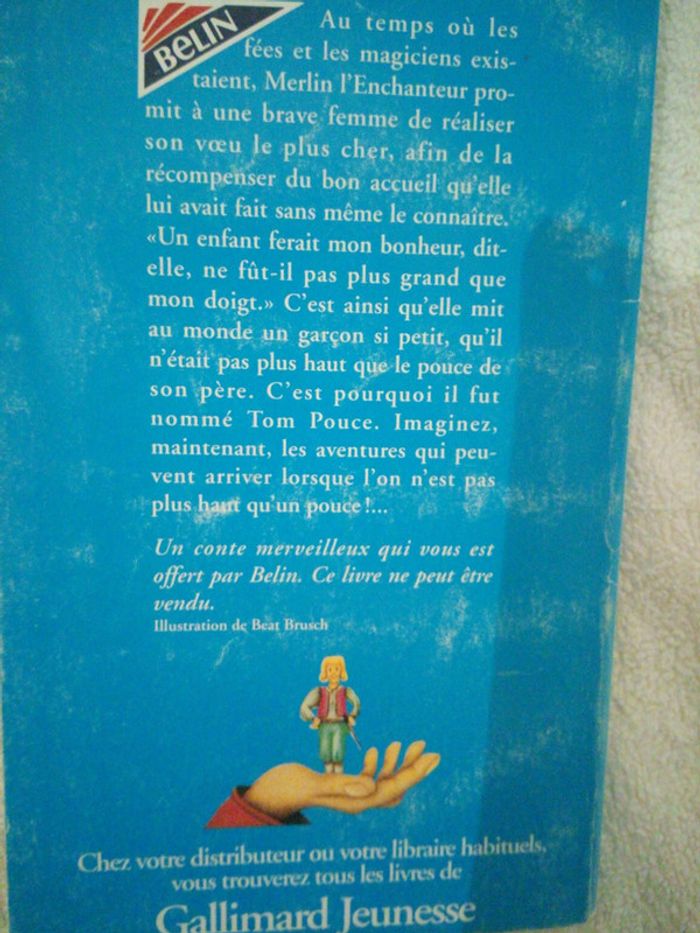 Livre Les aventures de Tom Pouce - Gallimard Jeunesse - photo numéro 2