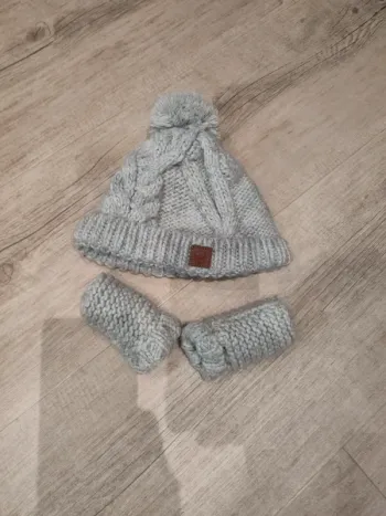 Bonnet et moufles