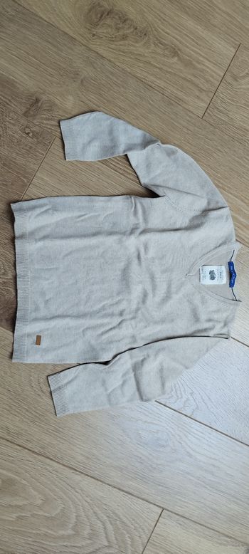 Pull léger col en V beige Zara - 7 ans 