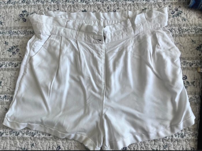 Short blanc taille S