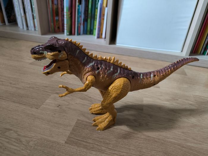 Dinosaure t-rex - photo numéro 3