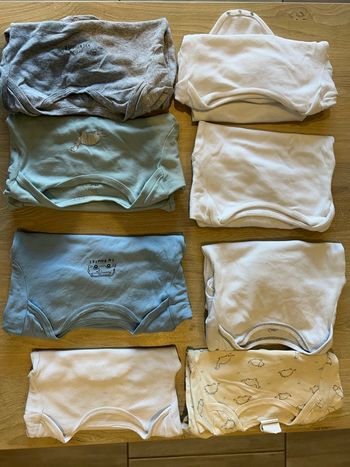 Lot de 8 bodies manches longues 