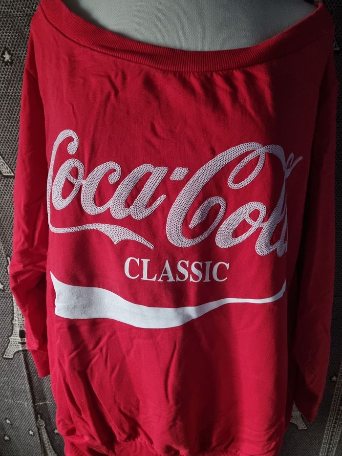 Sweat rouge avec écriture Coca Cola taille 56-58 - photo numéro 2