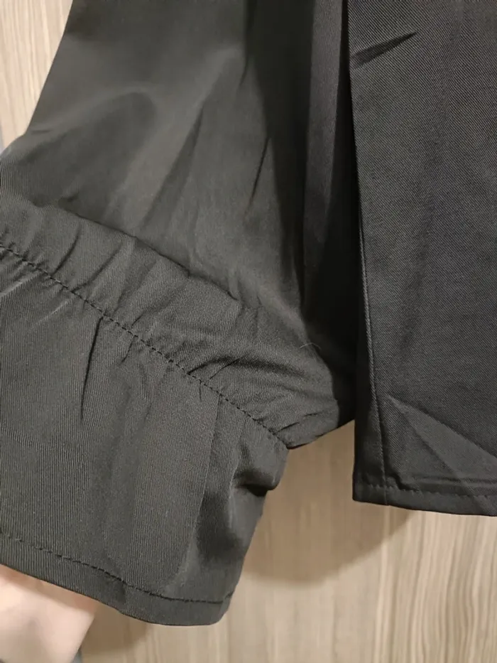 Chemise noir satiné a dentelles - photo numéro 5