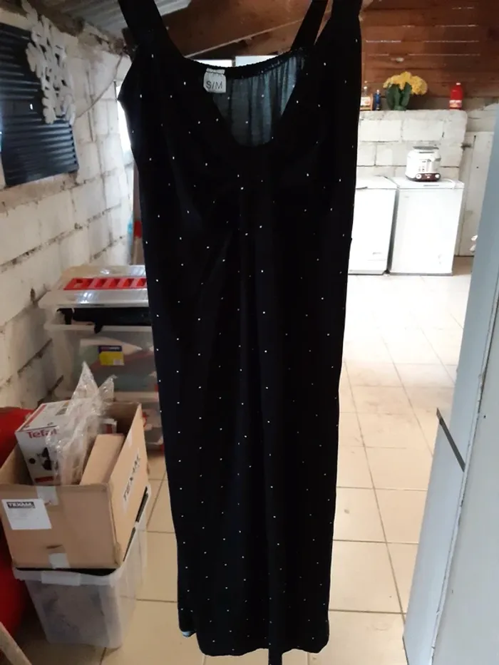 Robe noir à point blanc - photo numéro 2