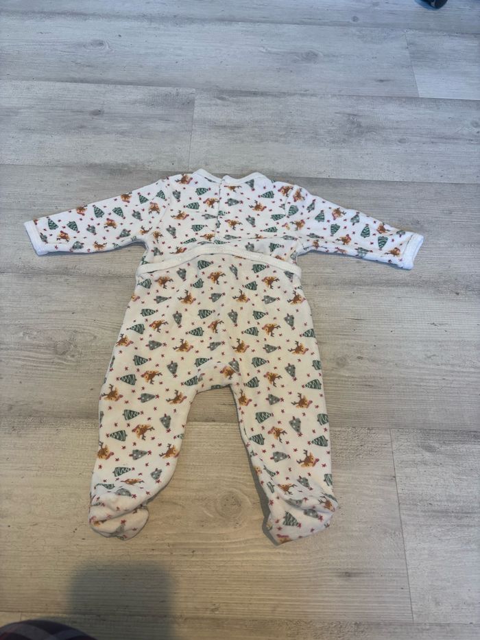 Pyjama de Noël 3 mois - photo numéro 2