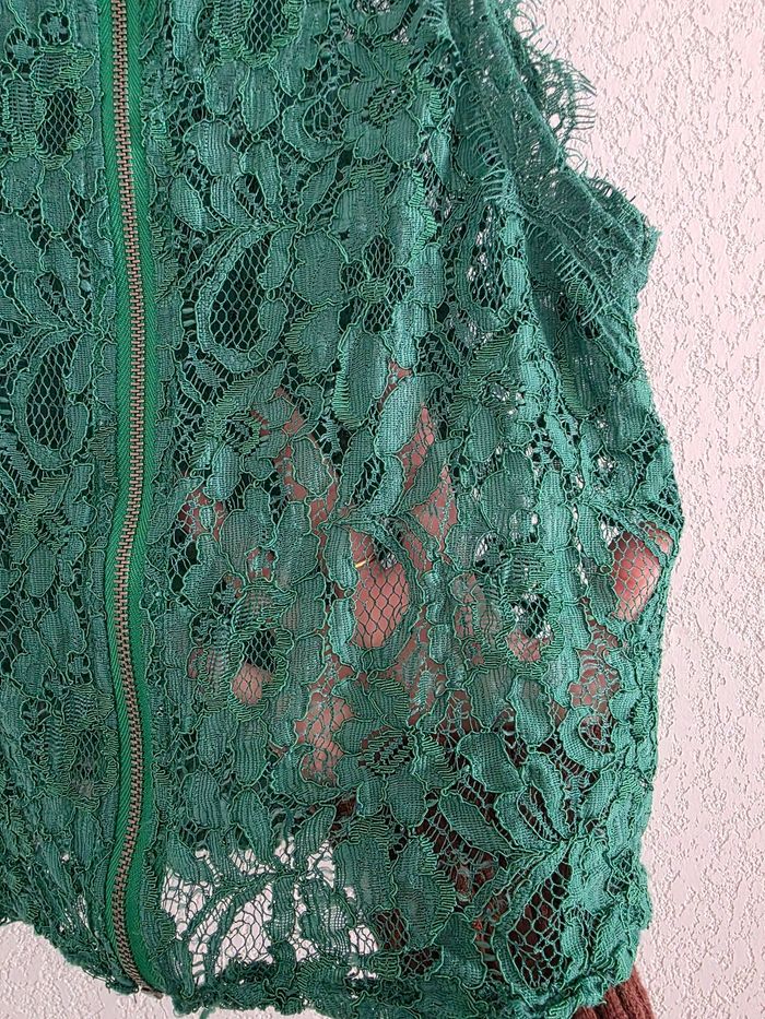 Top dentelle vert zara taille s - photo numéro 6