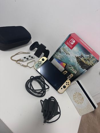 Switch oled édition Zelda
