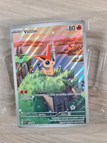 Carte pokémon géante jumbo Victini promo n°208 édition Ecarlate et violet.