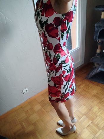Robe fourreau florale Rinascimiento taille 38