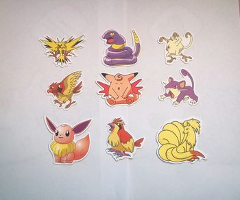 Lot de 9 stickers pokémon