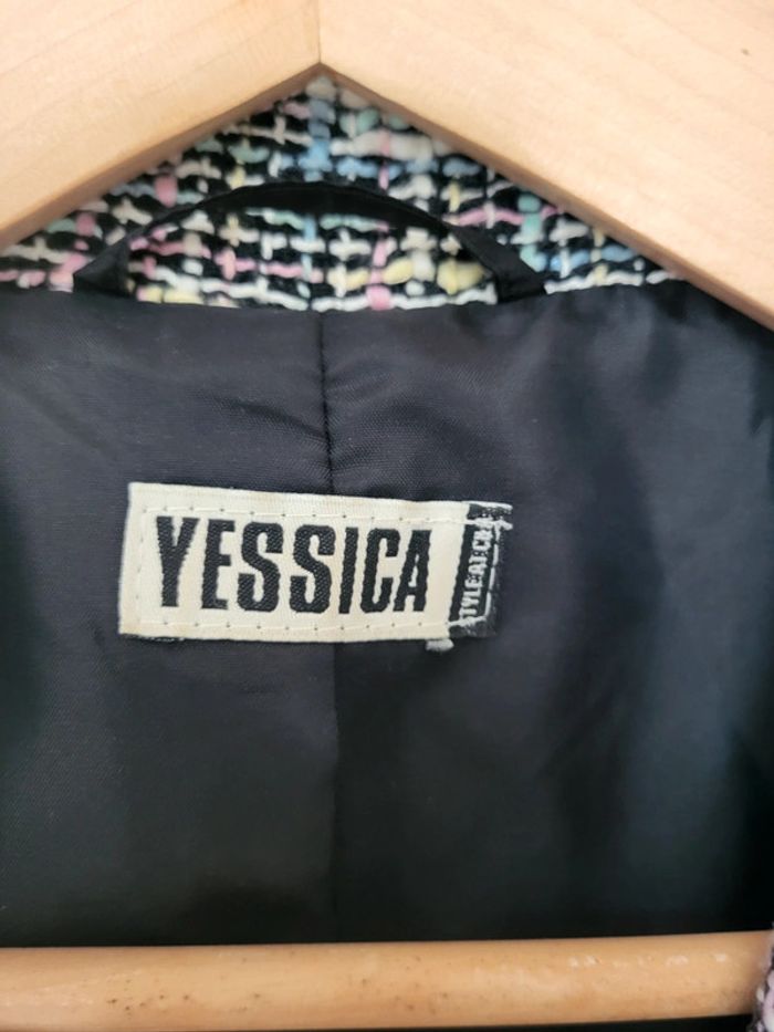 Joli veste Cintrée Yessica t.40 - photo numéro 7