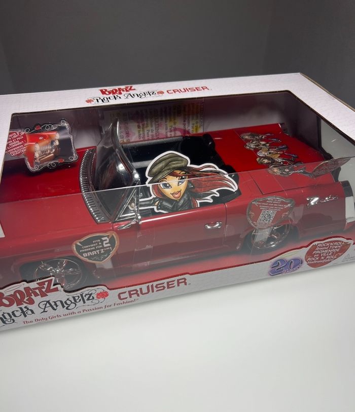 MGA Bratz Rock Angelz Édition spéciale 20 ans Voiture - Cabriolet cruiser - photo numéro 3
