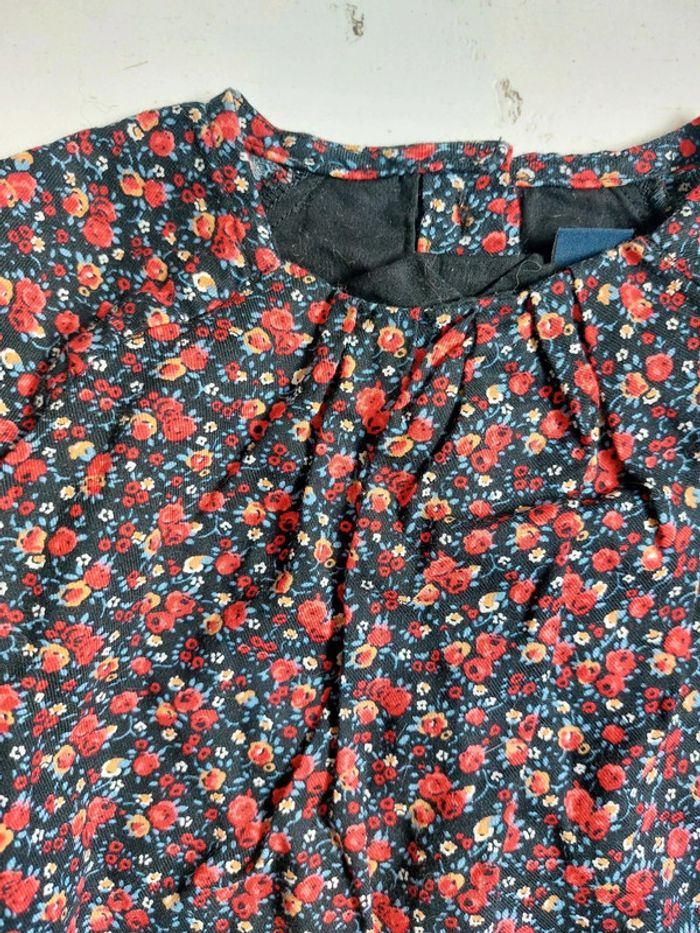 Blouse à fleurs Baby Gap Taille 12-18 mois - photo numéro 2