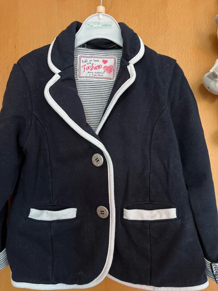 Veste d’intérieur taille 2 - 3 ans - photo numéro 2