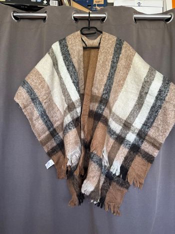 Poncho femme La Halle