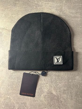 Bonnet L V  à damier noir 