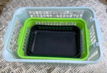 Lot 5 paniers plastique 