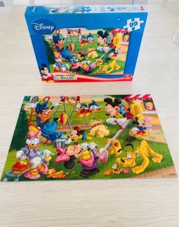 Puzzle Mickey 99 pièces