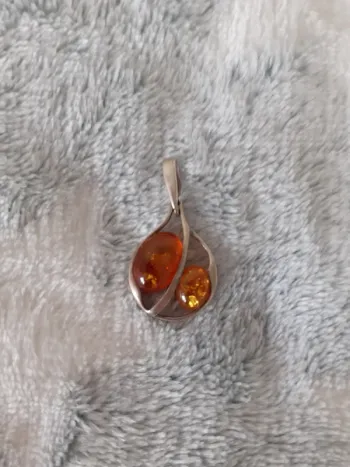 Pendentif véritables pierres d'Ambre