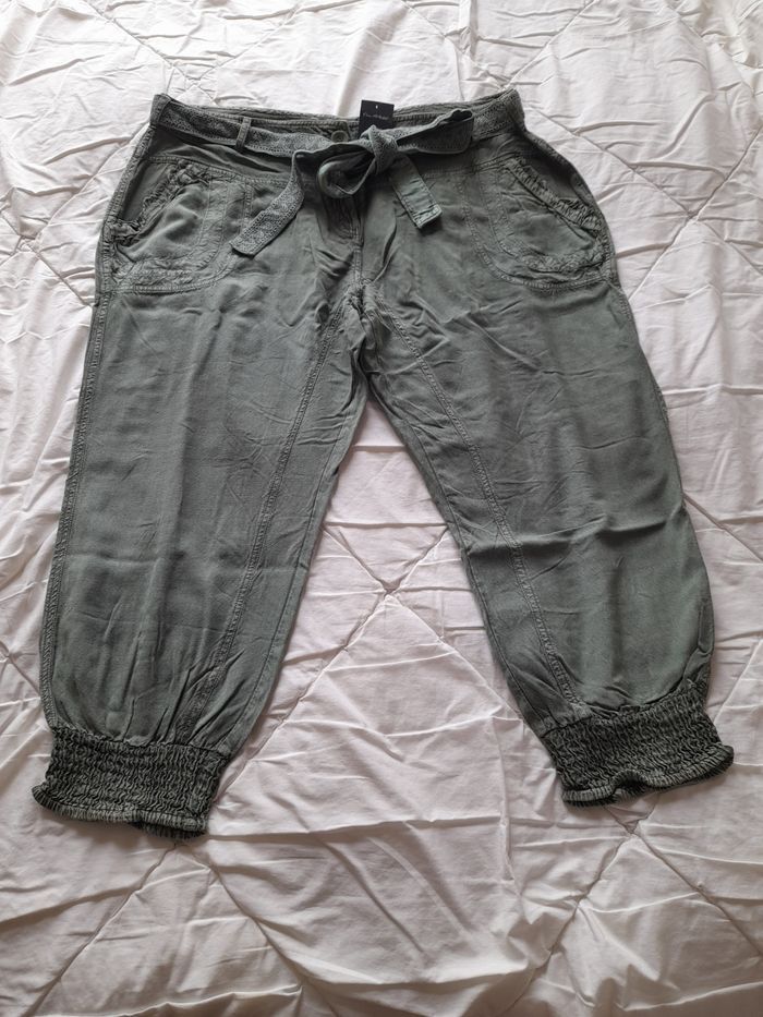 Pantacourt kaki taille 44 miss selfridge