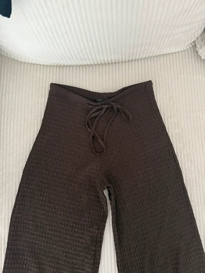 Pantalon fluide Zara marron chocolat - photo numéro 2