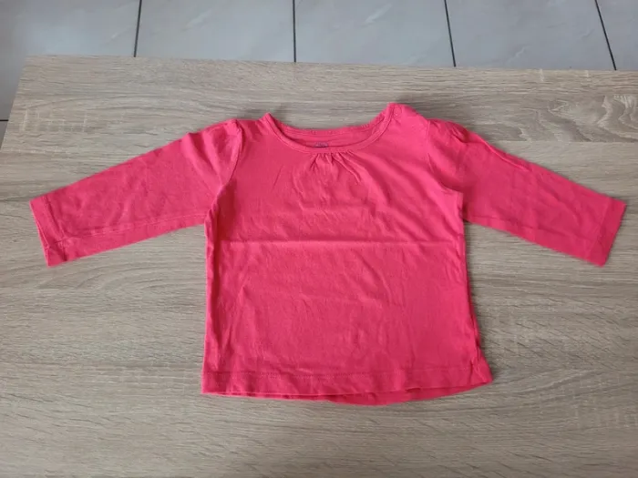 Ensemble fille en 18 mois - photo numéro 2