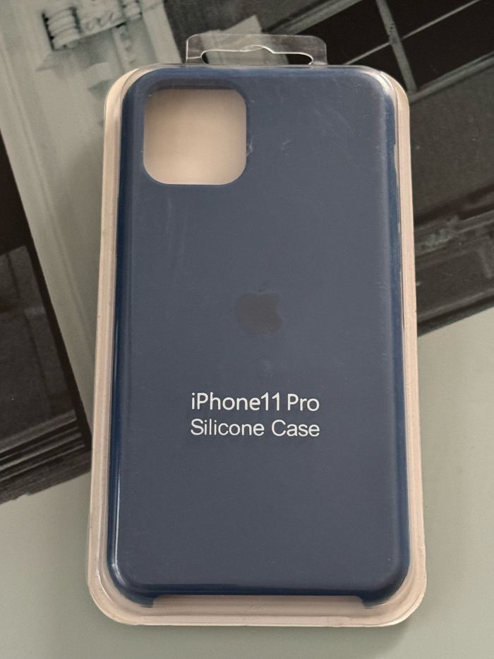 Coque silicone iPhone 11 Pro neuve