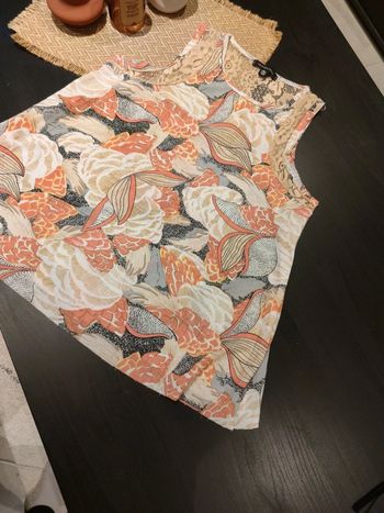 Débardeur motifs fleurs