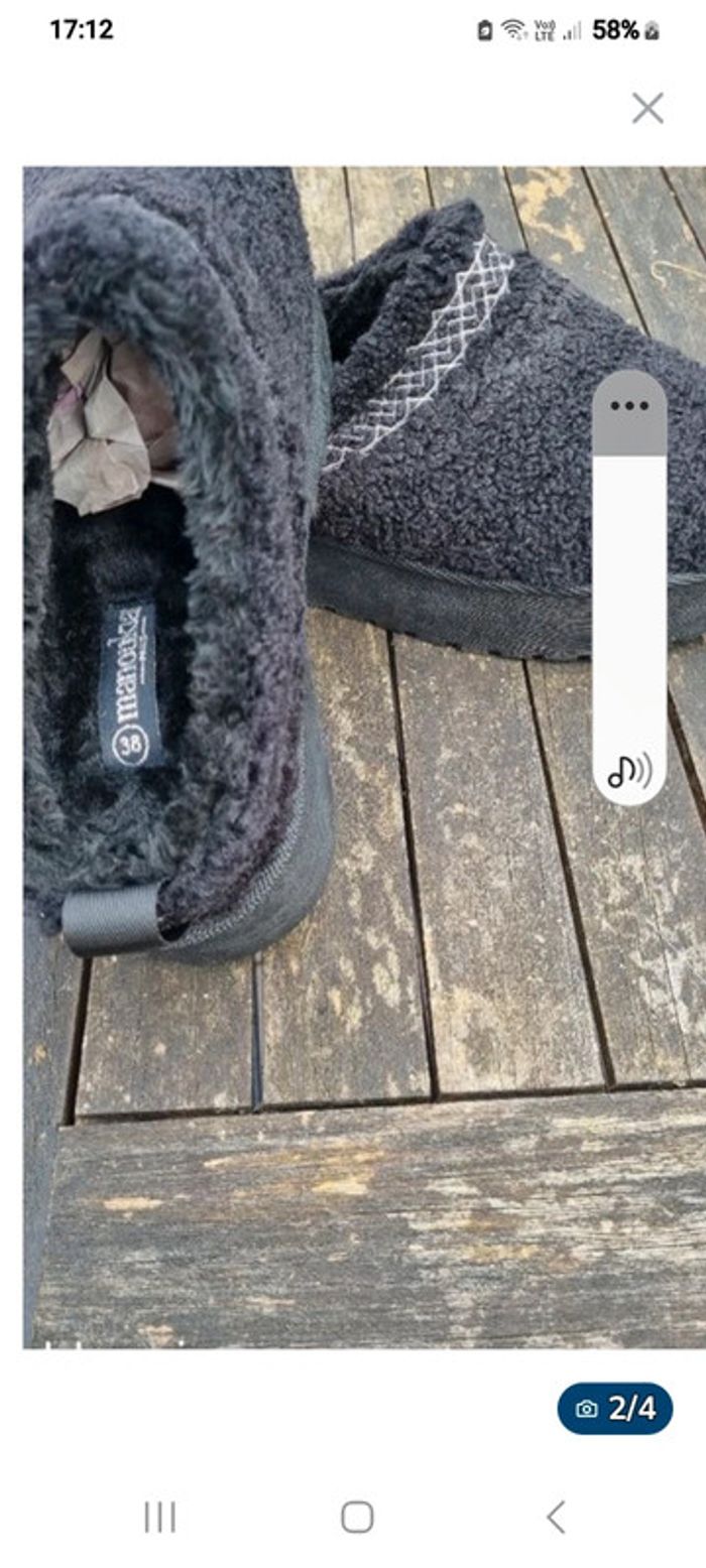 Chaussures Mules Manoukian idem UGG  neuf T38 noires - photo numéro 3