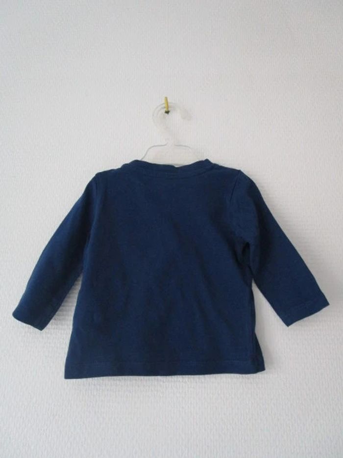 T-shirt marine Vertbaudet 3 mois TBE - photo numéro 4