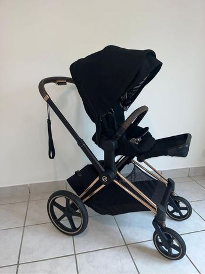 Poussette Cybex + cosy  + accessoires - photo numéro 2