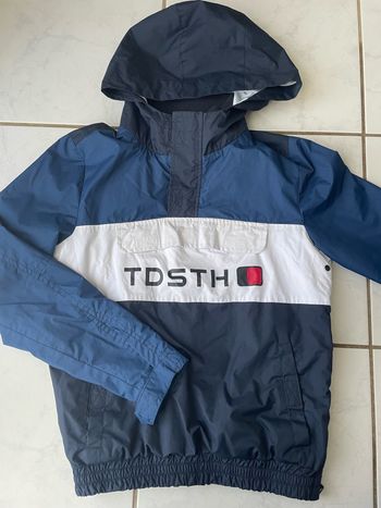 Veste épaisse à capuche style K-way